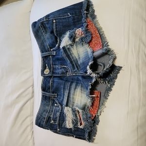 Peekaboo Pocket Jean Shorts